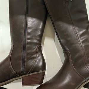 Woman’s Dr Scholls Brilliance Brown Size 10m Tall Boots
